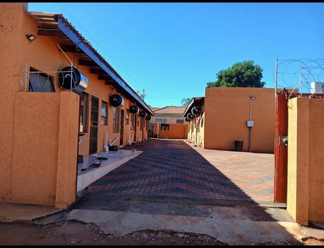 BUSINESS FOR SALE IN MAHWELERENG